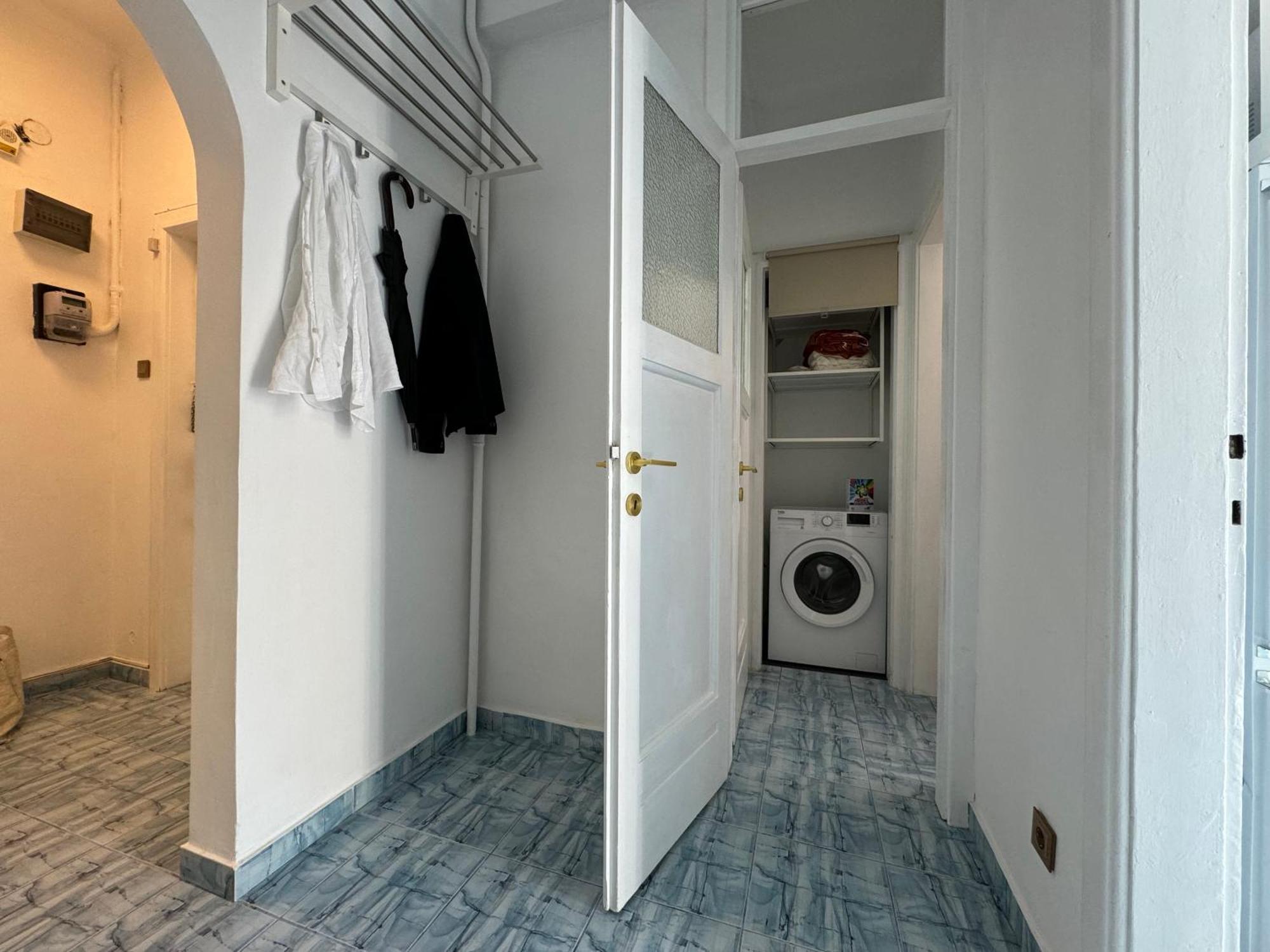 Airy & Beautiful Downtown Apartment Bucareste Exterior foto